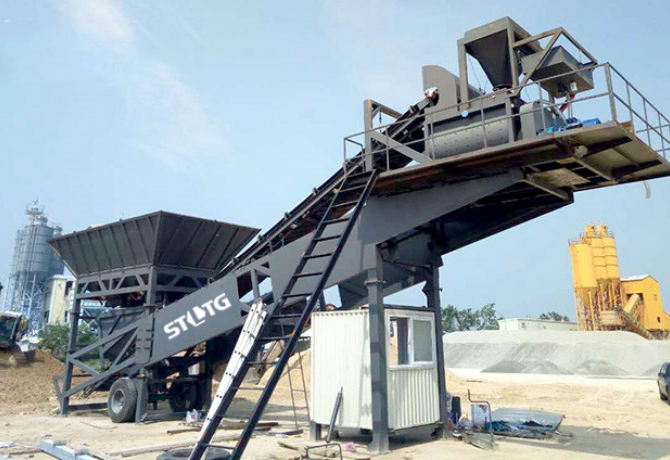 dry mix concrete plant at worksite